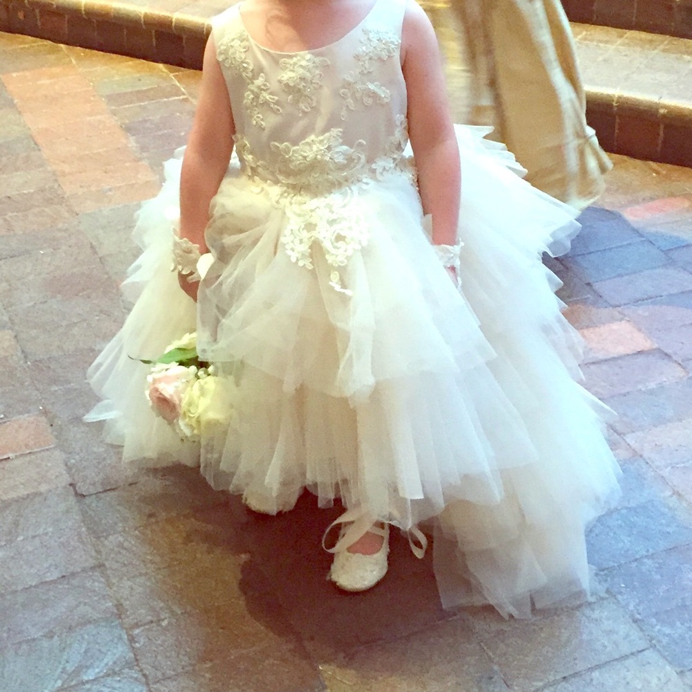 Flower girl/communion dress